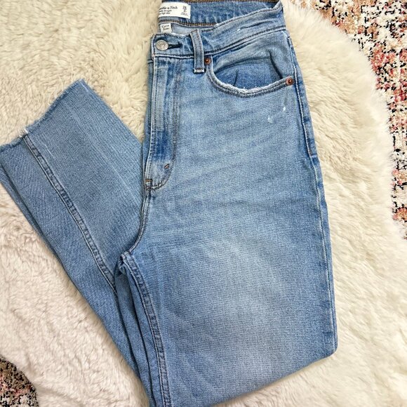 Abercrombie & Fitch Denim - ABERCROMBIE & FITCH | Ankle Straight Ultra High Rise Curve Love Jeans